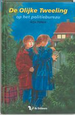De olijke tweeling op het politiebureau / De olijke tweeling, Boeken, Verzenden, Gelezen, A. Peters