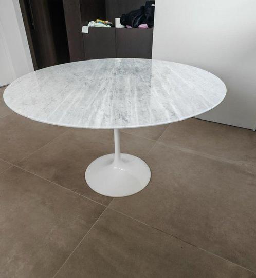 Knoll - Eero Saarinen - Eettafel - Carrara marmer, Antiek en Kunst, Kunst | Designobjecten