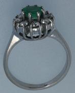 Cocktailring - 14 karaat Witgoud - 0.88ct. tw. Smaragd -, Handtassen en Accessoires, Antieke sieraden