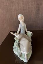Lladró - Lladró - Figure - Dama sentada con paloma -