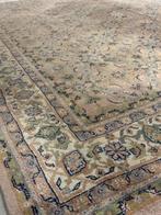 Tabriz - Vloerkleed - 252 cm - 192 cm, Nieuw