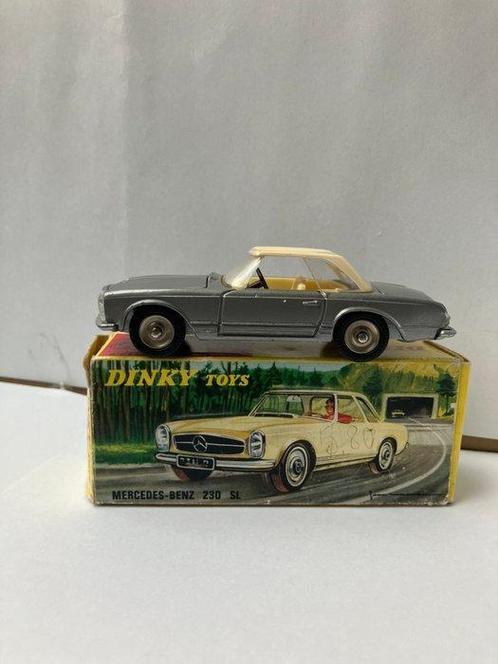 Dinky Toys - Modelauto - Dinky Toys 516 Mercedes-Benz 230, Hobby en Vrije tijd, Modelauto's | 1:5 tot 1:12