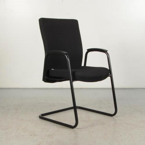 Vergaderstoel Interstuhl 5A70X - Zwart - Sledeframe, Huis en Inrichting, Stoelen, Gebruikt, Ophalen of Verzenden