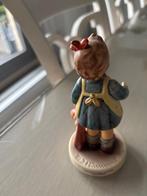 Goebel - Beeldje - Meisje met paraplu - TMK7 - Porselein, Antiek en Kunst