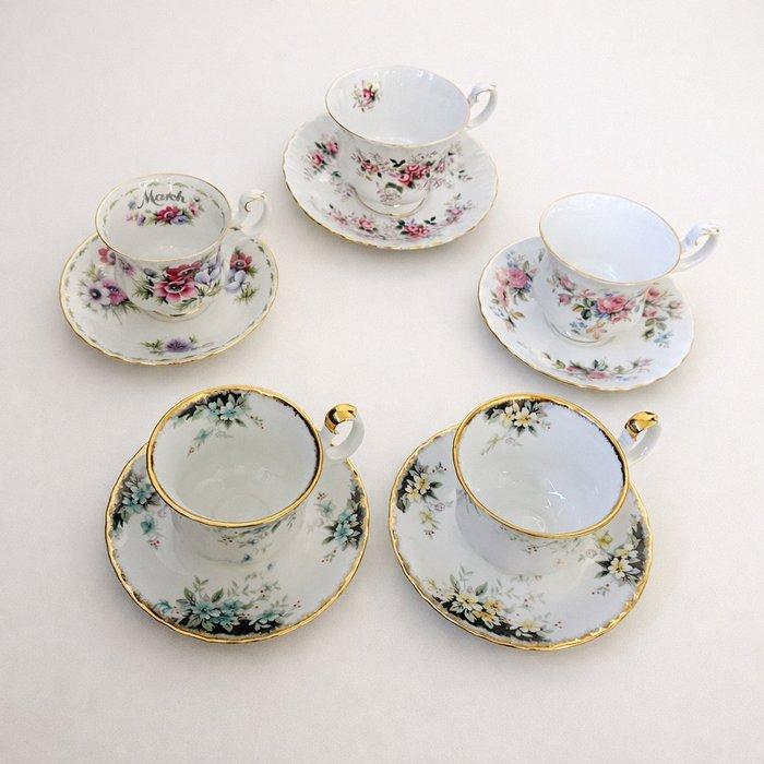 Royal Albert - Kop en schotel (5) - Porselein, Antiek en Kunst, Antiek | Meubels | Tafels