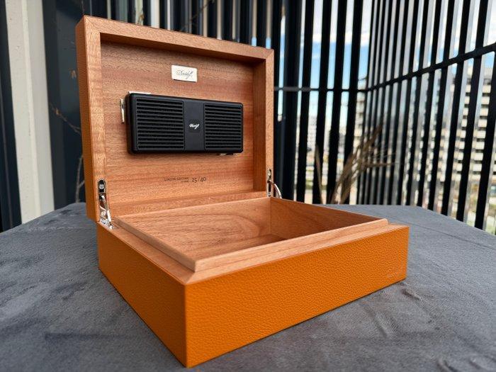 Davidoff - Humidor - Leder, Hout - Limited Edition, Collections, Articles de fumeurs, Briquets & Boîtes d'allumettes