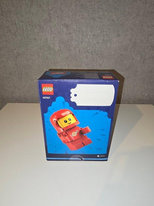 Lego Set - 40767 - Classic Space - Up scaled baby astronaut, Kinderen en Baby's, Speelgoed | Duplo en Lego
