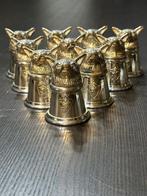 Decoratief ornament (10) - Europa - Bicchieri della staffa