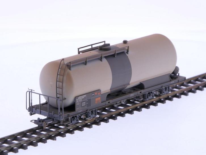 Schaal H0m Bemo 2285 129 ketelwagen met leidingen Uah 813..., Hobby en Vrije tijd, Modeltreinen | H0, Gelijkstroom, Overige typen