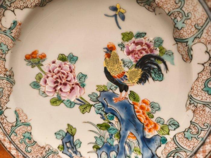 Een zeldzaam paar Famille Rose porseleinen borden, 19e eeuw,, Antiek en Kunst, Antiek | Overige Antiek