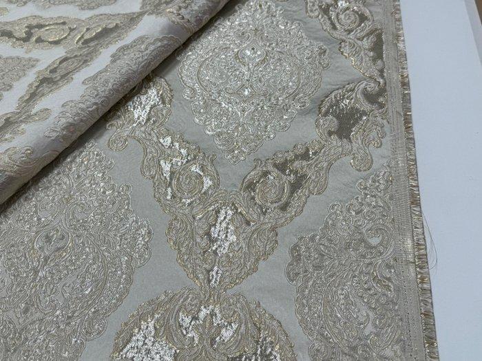 Weelderige elegantie in damastjacquard - Meubelstof - 5 m -, Antiek en Kunst, Antiek | Tapijten, Tafelkleden en Textiel