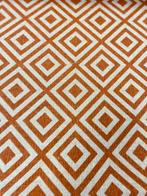 Tissu prestigieux et cohérent au design géométrique fabriqué