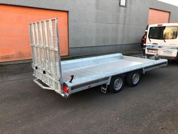 Machinetransporter beschikbaar voor biedingen