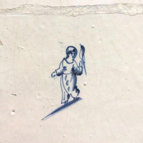 Carreau - Fille avec un oiseau - un canari ou un faucon ? -, Antiek en Kunst, Antiek | Glaswerk en Kristal