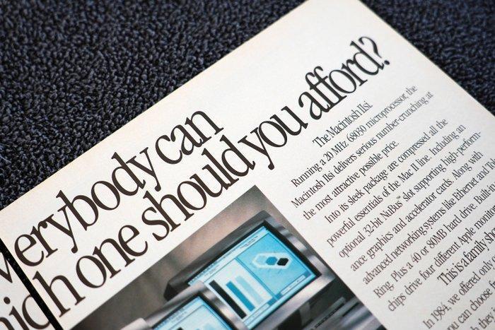 Apple Set of Three Original Vintage Apple Advertisements -, Games en Spelcomputers, Spelcomputers | Overige Accessoires