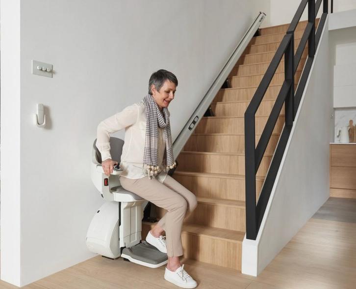 Monte-escaliers avec garantie, Diversen, Trapliften, Nieuw