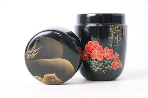 lange theebus  versierd met Japanse makie - kastanjehout, Antiek en Kunst, Antiek | Overige Antiek