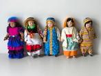 Themacollectie - 10 poppen van de wereld