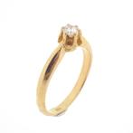 18 Krt. Gouden solitair ring met diamant 0,17 ct., Handtassen en Accessoires, Ringen, Gebruikt, Overige kleuren, Ophalen of Verzenden