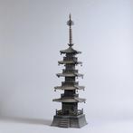Statue of Horyuji Temples Five-Storied Pagoda  - Beeld, Antiek en Kunst, Antiek | Overige Antiek