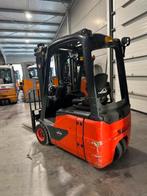 Linde E14-02, Chariot élévateur
