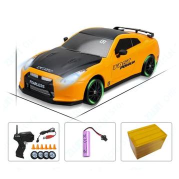 RC Auto met Afstandsbediening - GTR Model - Hoge Snelheid beschikbaar voor biedingen