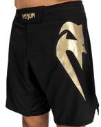 Venum Fight Shorts Light 5.0 Zwart Goud, Vêtements | Hommes, Vechtsport, Verzenden