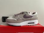 Nike - Sneakers - Maat: 44 (EU/IT) / 10 (UK) / 11 (US)