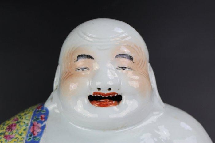 A Chinese porcelain famille jaune and famille rose figure of, Antiek en Kunst, Antiek | Overige Antiek