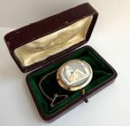 Cameo - 9 kt. Geel goud, 9-karaats goud Cameo met een, Handtassen en Accessoires, Antieke sieraden