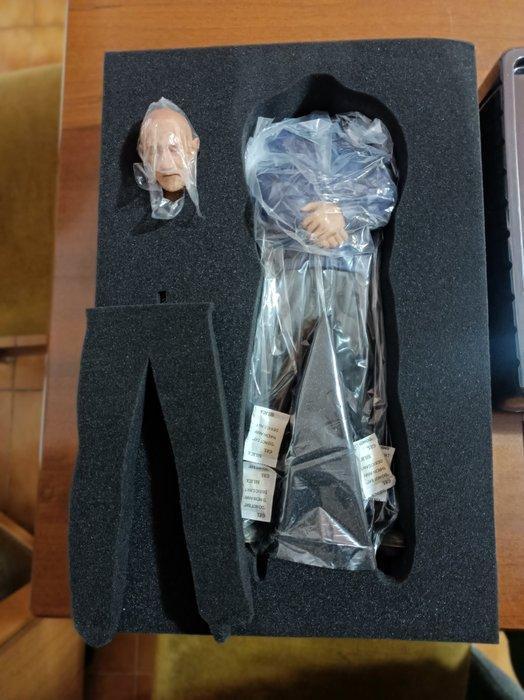 Unknown - Figuur - Breaking Bad - Mike Ehrmantraut with COA, Collections, Cinéma & Télévision