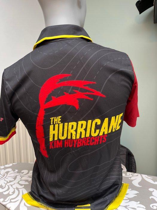 Bull’s - Darts - Kim Huybrechts - Sportshirt, Verzamelen, Overige Verzamelen