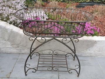 Pot de fleurs - Fer