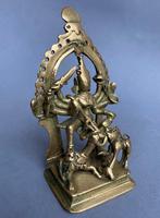 Religieuze en spirituele objecten - Mahsuramardin, Durg