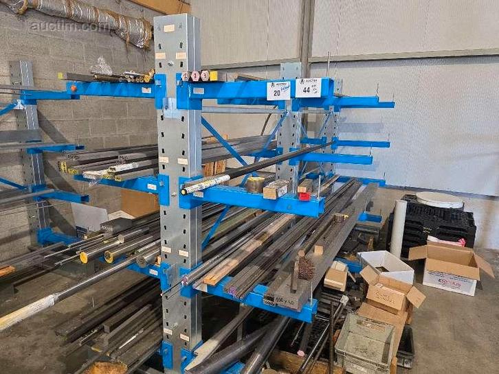 Dubbelzijdige draagarmstelling NN, Zakelijke goederen, Machines en Bouw | Metaalbewerking, Ophalen