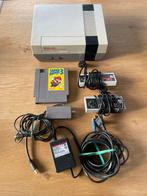 Nintendo - NES with Super Mario 3 and 2 Controller -