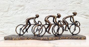 Beeldje - Peleton wielrenners - Brons