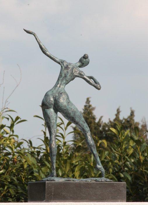 Sculpture, MODERN WOMAN - 53 cm - Marbre, Antiquités & Art, Curiosités & Brocante