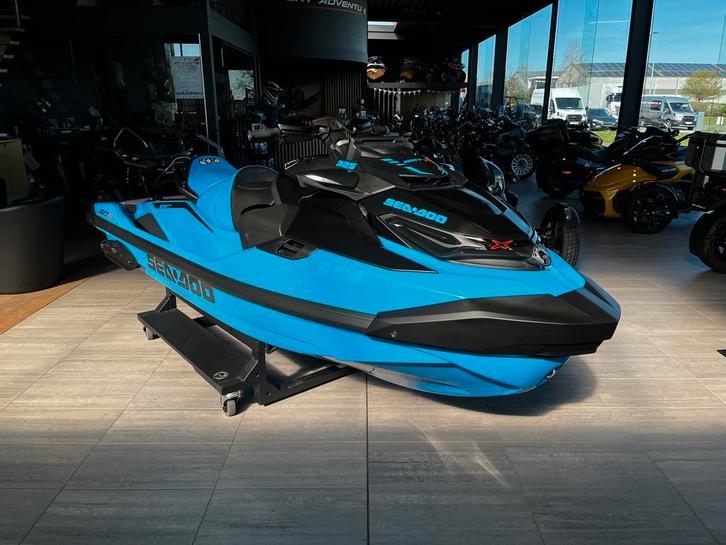 Sea-Doo RXT-X 325 met touch screen // MY26, IN STOCK!, Sports nautiques & Bateaux, Jet Skis & Scooters de mer, Enlèvement