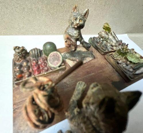 Franz Bergmann Wiener Bronze - Figuur - Katzen essen im, Antiek en Kunst, Antiek | Keramiek en Aardewerk