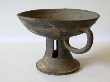 schaal met voet - Keramiek - Zuid-Korea - Silla-dynastie