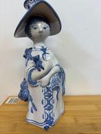 Illums Bolighus - Bjorn Wiinblad - Figuur - donna che tiene