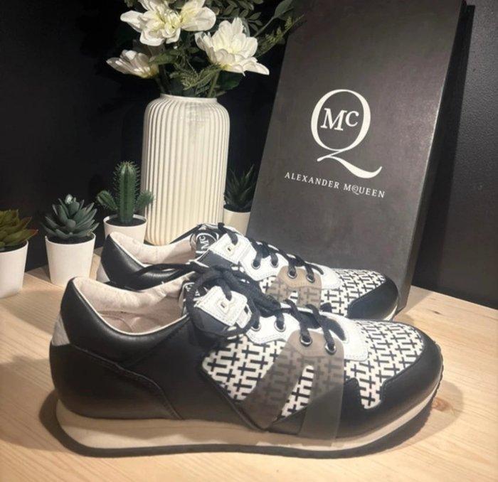 Alexander McQueen - Runner - Sneakers - Maat: EU 44 - Nieuw, Kleding | Heren, Schoenen