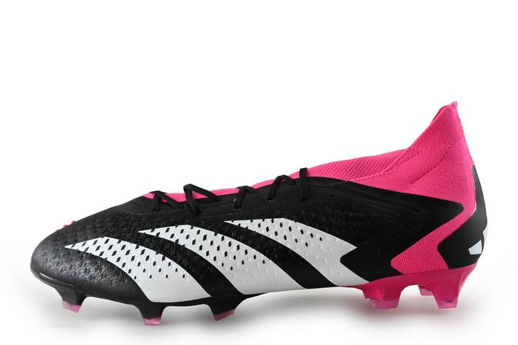 Adidas Voetbalschoenen in maat 46 Roze | 5% korting, Kleding | Heren, Schoenen, Overige kleuren, Zo goed als nieuw, Verzenden