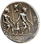 Romeinse Republiek. Caesia. Denarius 112-111 B.C.