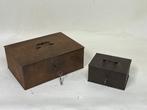 Kist (2) - Smeedijzer - vintage geldkistjes