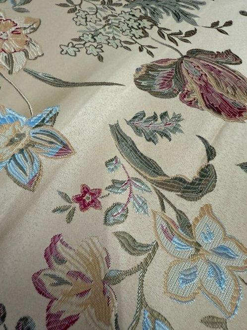 Meubelstof  - 5.4 m - 1.4 m - TESSUTO SAN LEUCIO H 280, Antiek en Kunst, Antiek | Tapijten, Tafelkleden en Textiel