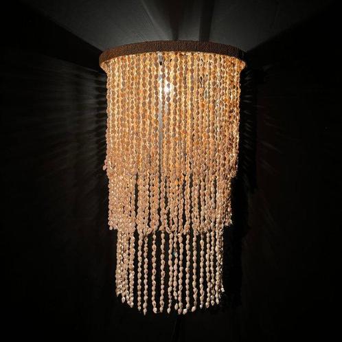 NO RESERVE PRICE - SL18 - Stunning  Wall Lamp of Shell, Antiek en Kunst, Kunst | Designobjecten