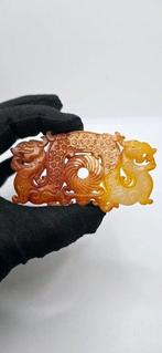 Amulette pendentif double dragon Hongshan et cigale en jade