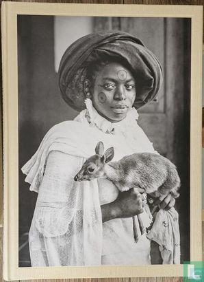 Golden, Reuel - Europe & Africa - 2013, Boeken, Kunst en Cultuur | Fotografie en Design, Gelezen, Overige onderwerpen, Verzenden